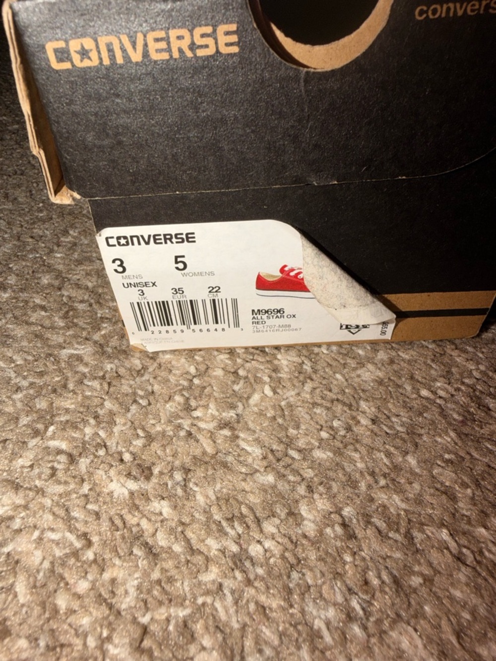 Converse Red Canvas Low Top Sneakers (Box Label) - Picture 4 of 4